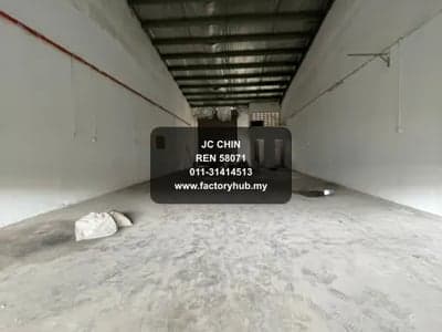 Kilang Teres untuk Disewa di Nilai 7 – RM2K/bln 2500kp - Property image 2 of 11