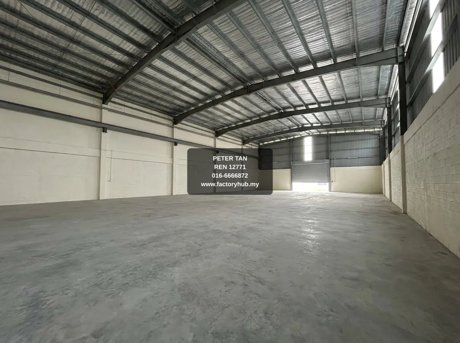 Kilang Berkembar untuk Disewa di Pekan Sepang – RM48K 17608kp · Imej hartanah 1/5
