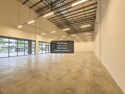森美兰Bandar Baru Nilai 4层店屋出租 – RM5.5K/月 1610呎 - Property image 2 of 6