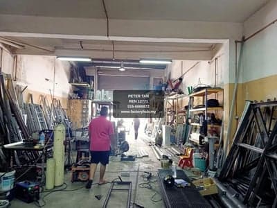 雪兰莪Taman TTDI Jaya排屋式工厂出售 – RM105万 2500呎 - Property image 2 of 6